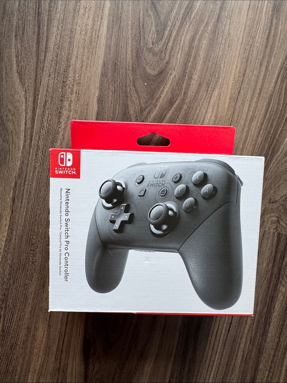 BRAND NEW Nintendo switch pro controller